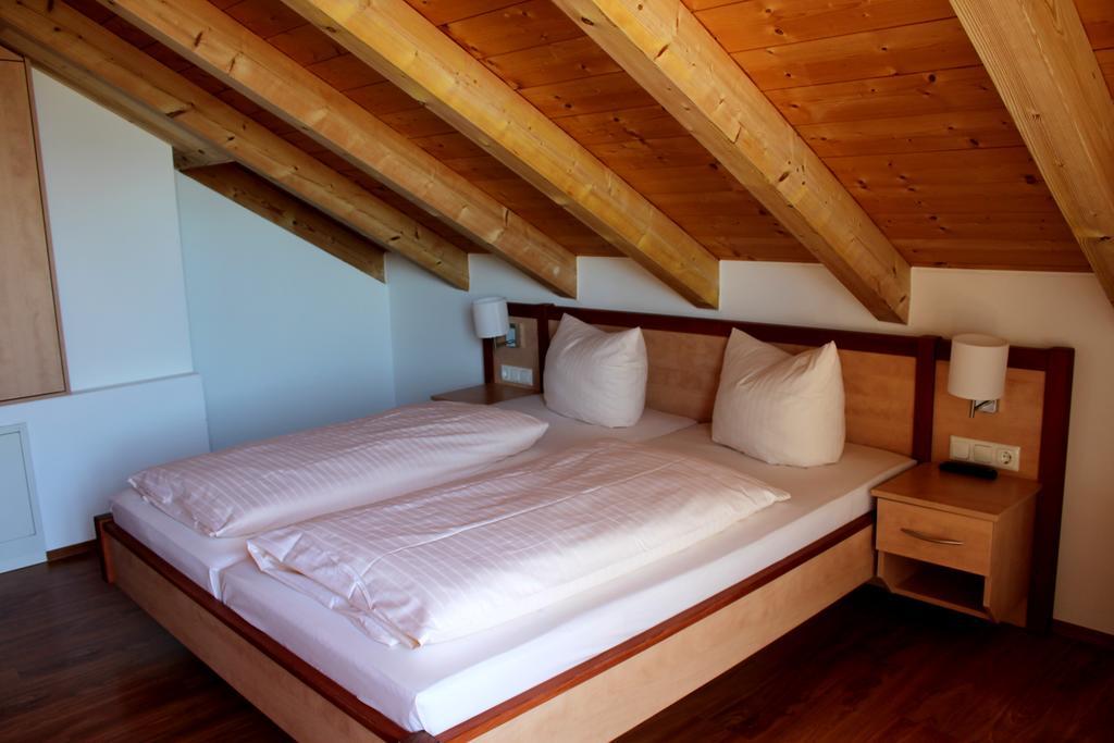Hotel-Gasthof Kramerwirt Irschenberg Exteriör bild